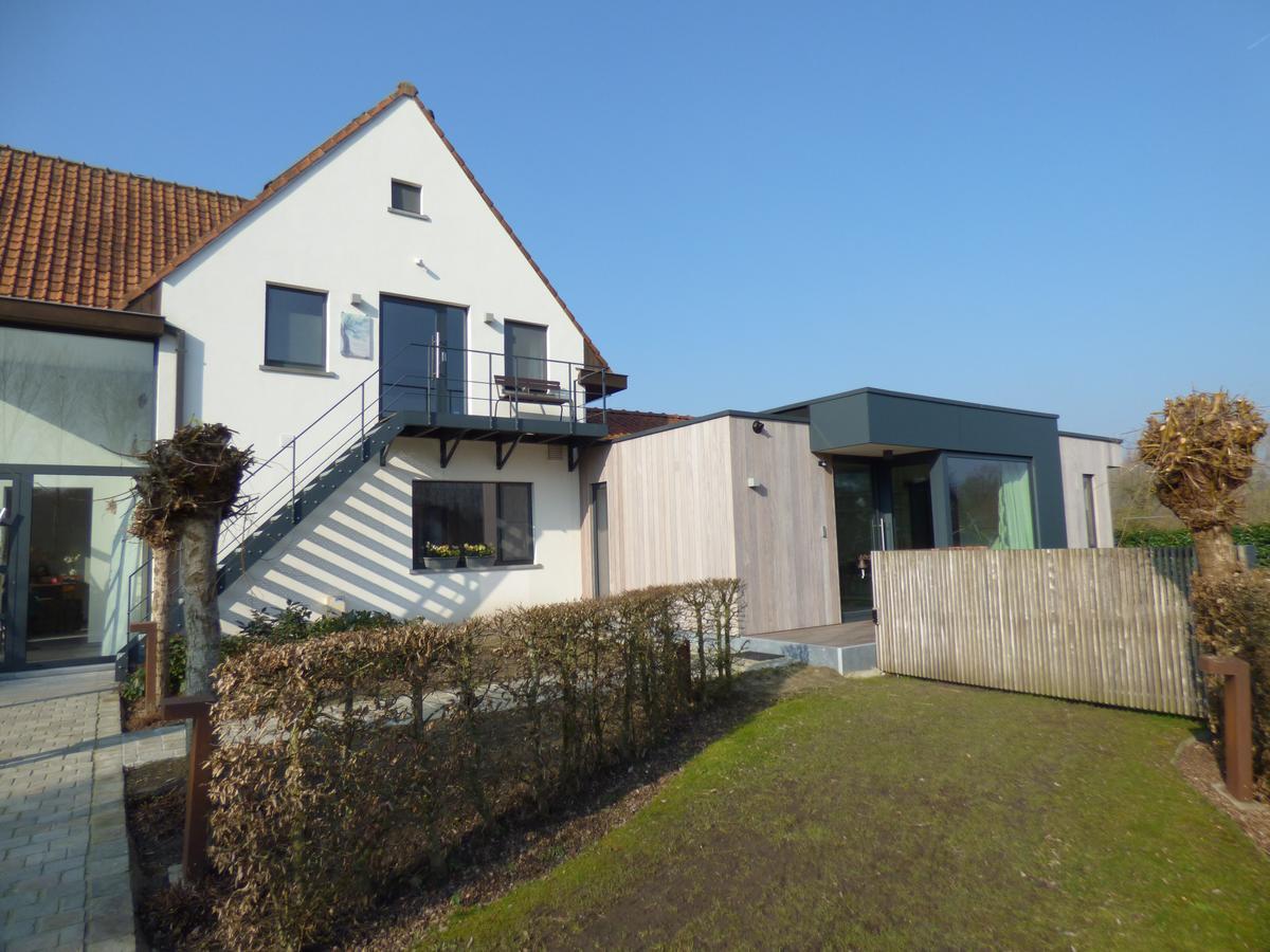 B&B Hier En Nu Heusden Exterior photo